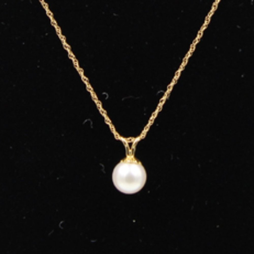 14K Pearl Pendant Necklace - Cultured 7 mm Pearl - 1.28 Carats